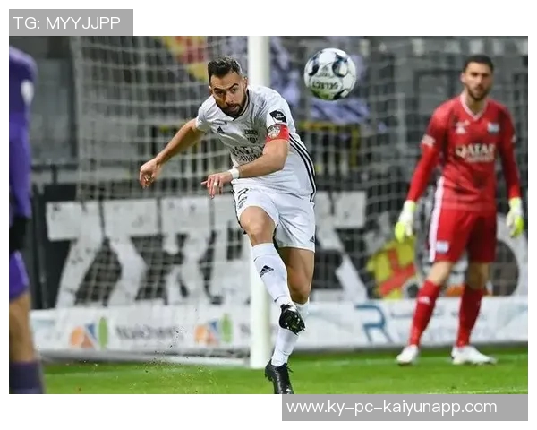 印尼归化球员齐尔斯特拉正式加盟佩西亚雅加达开启新征程