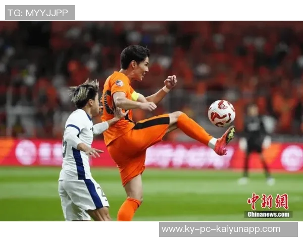 杨瑞琪在比赛最后时刻进球挽回颜面梅州仍以1-4落后于玉昆