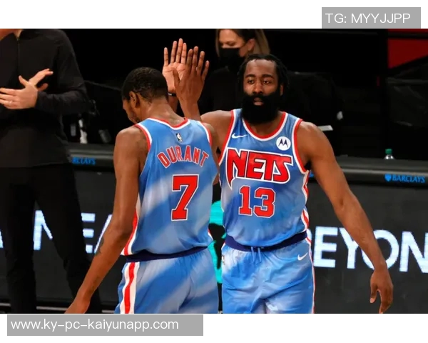 哈登各队首秀数据曝光火箭时期狂砍37分篮网豪取三双表现惊艳